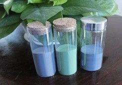 94% de pureté Poudre/granules d'oxyde de zirconium Idéal pour le rouge/noir/jaune/vert/brun/bleu